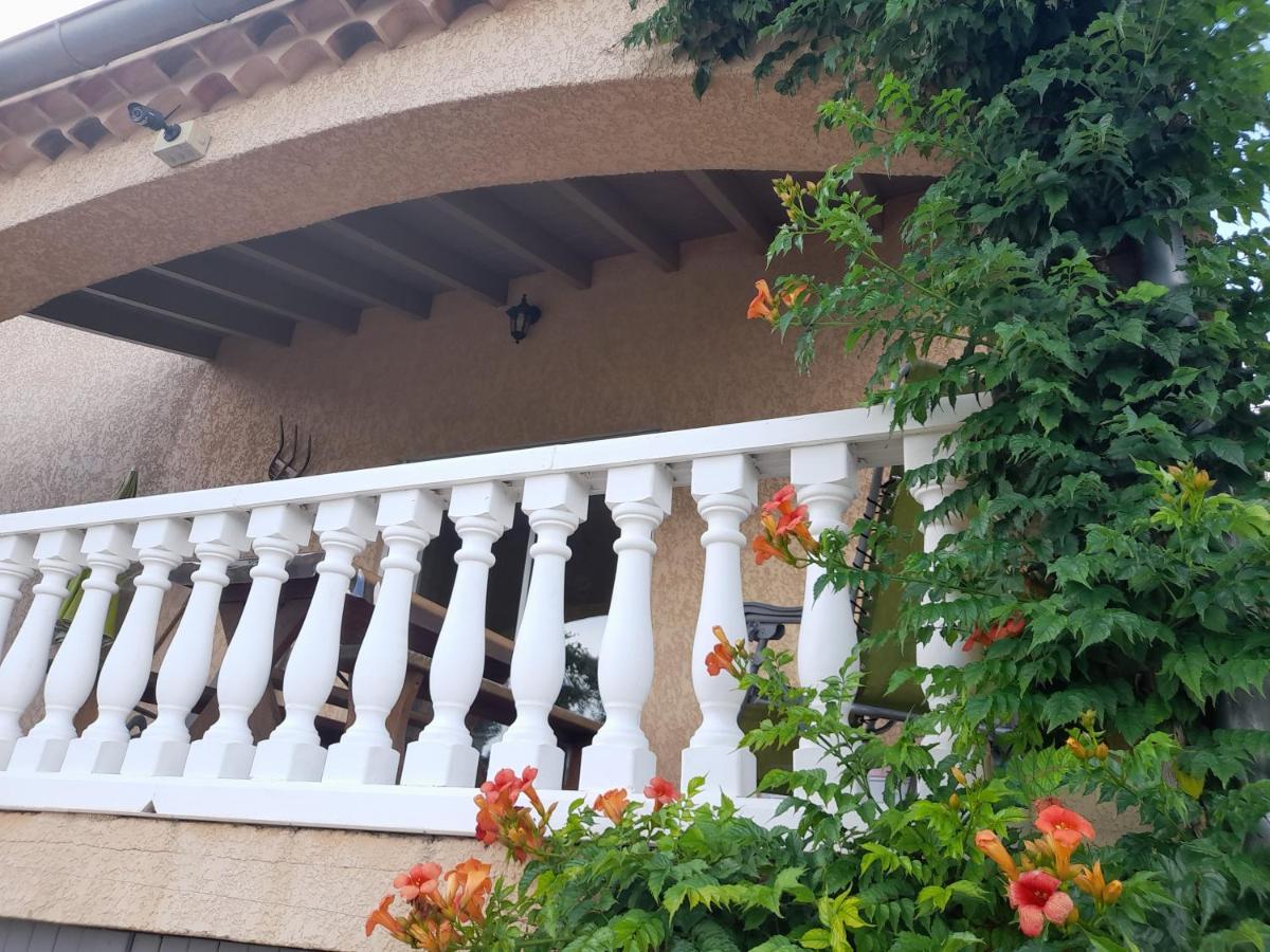 Gites De L'Esquirou Lagorce  Bagian luar foto